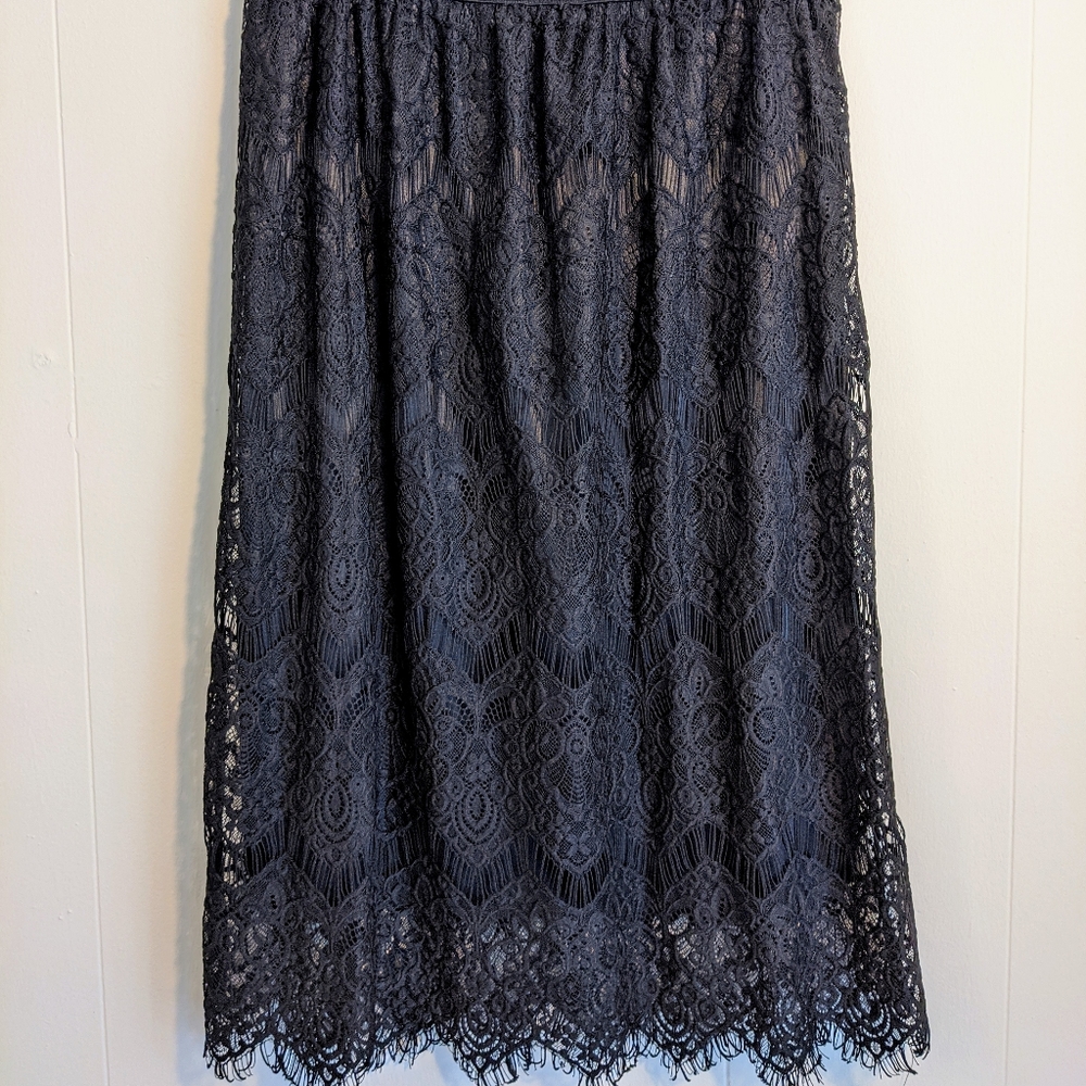 Melody size medium black lace
